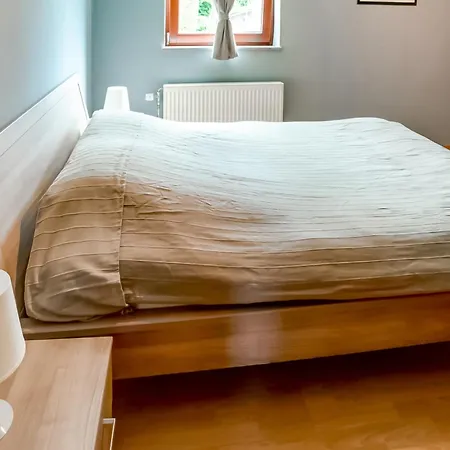 Family Escape With Pool