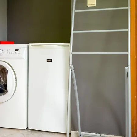 Family Escape With Pool Willa Filot